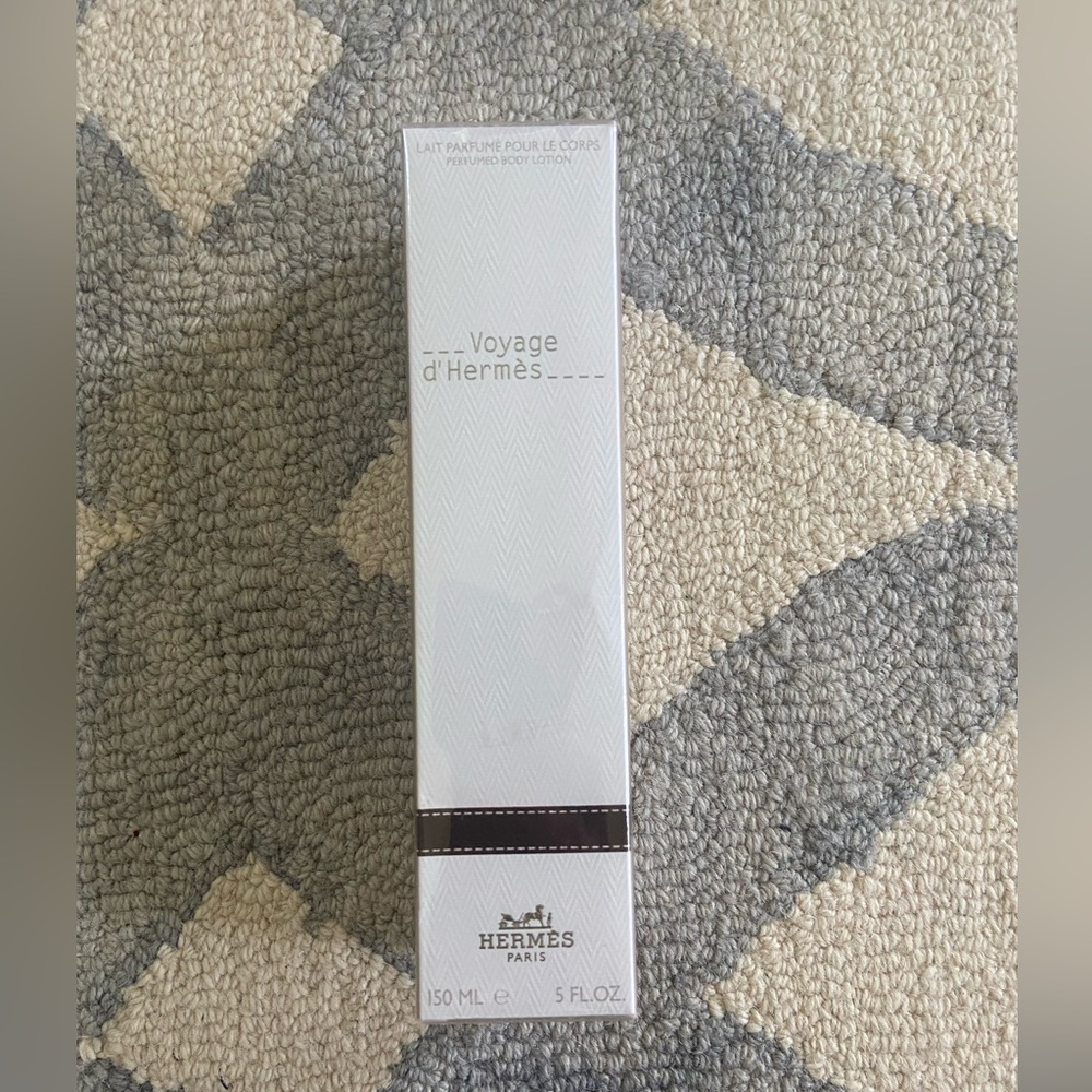 HERMES Voyage d' Hermes Perfumed Body Lotion 5 fl oz / 150 ml